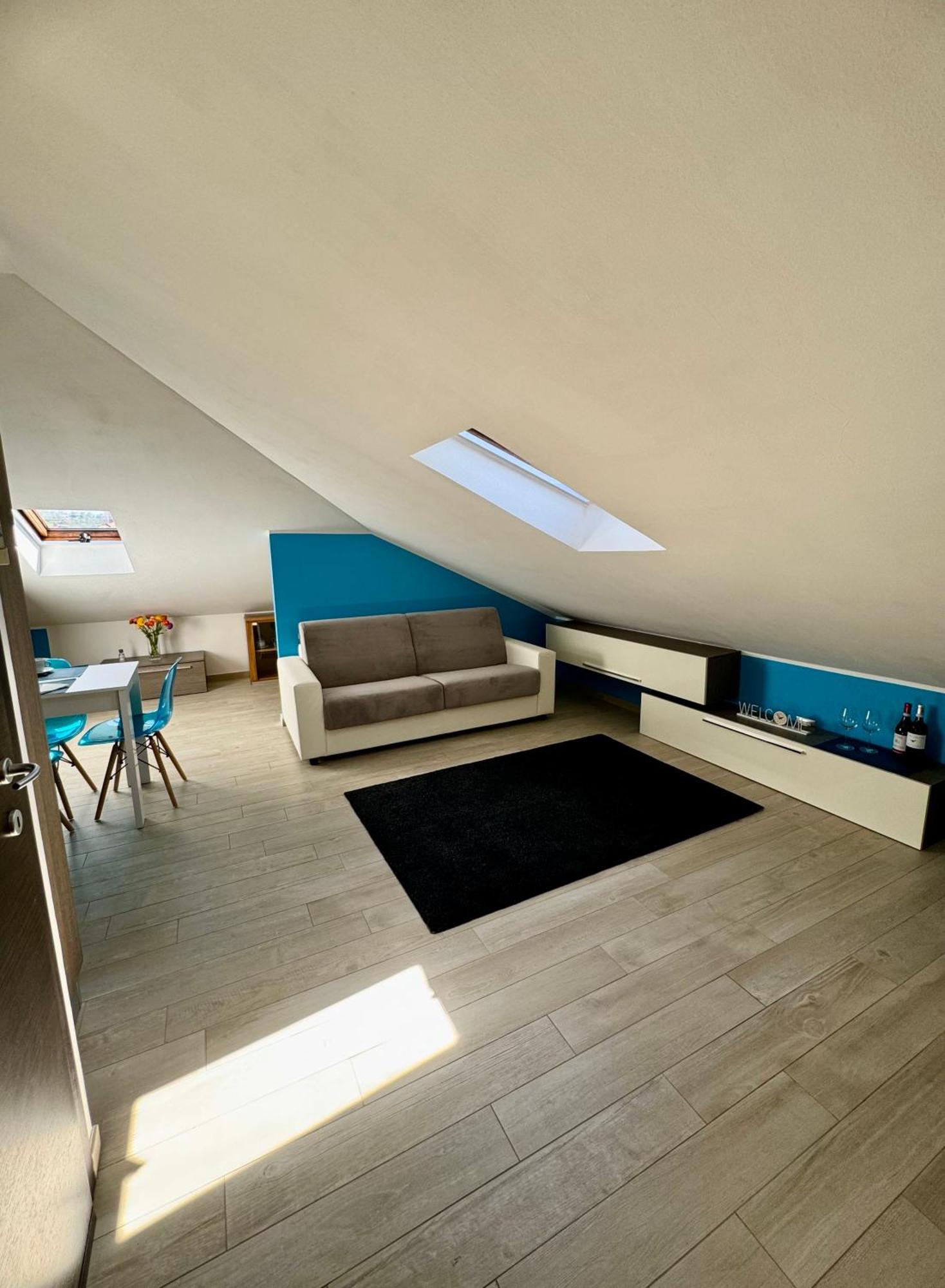 Sky Loft Διαμέρισμα Άλμπα Εξωτερικό φωτογραφία