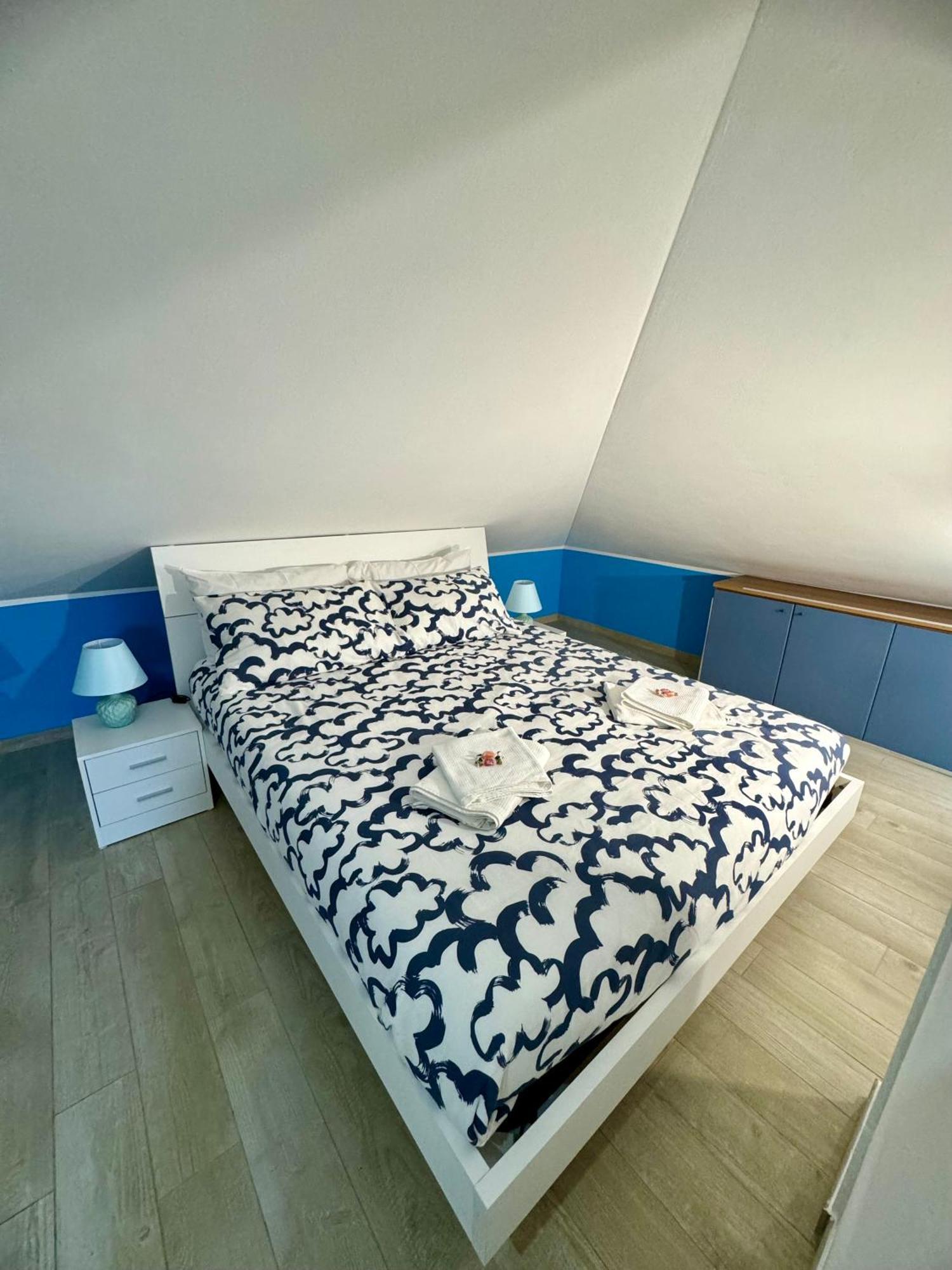 Sky Loft Διαμέρισμα Άλμπα Εξωτερικό φωτογραφία